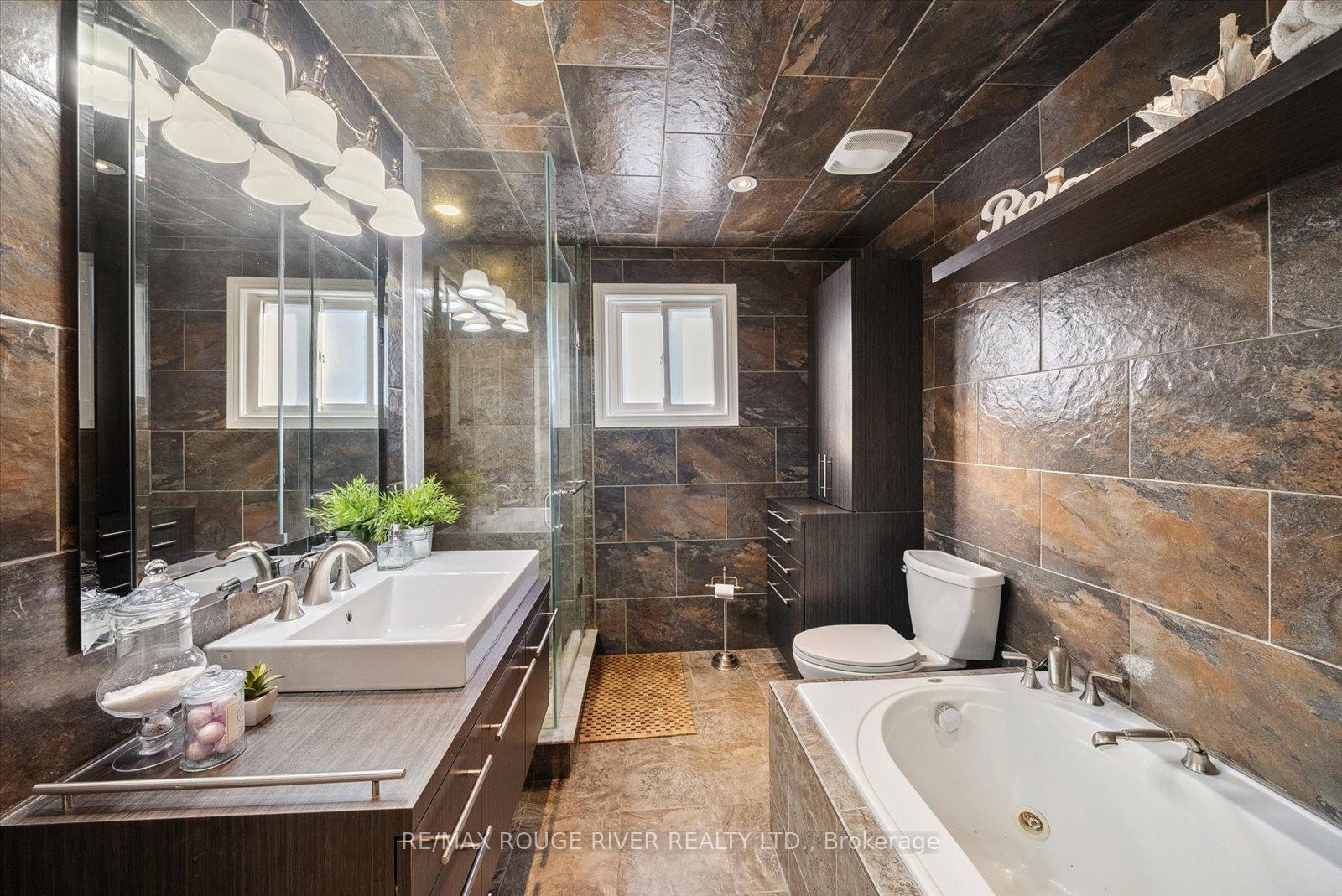 Photo 23 of 6 Guthrie Crescent, Whitby, Lynde Creek — HOMEH