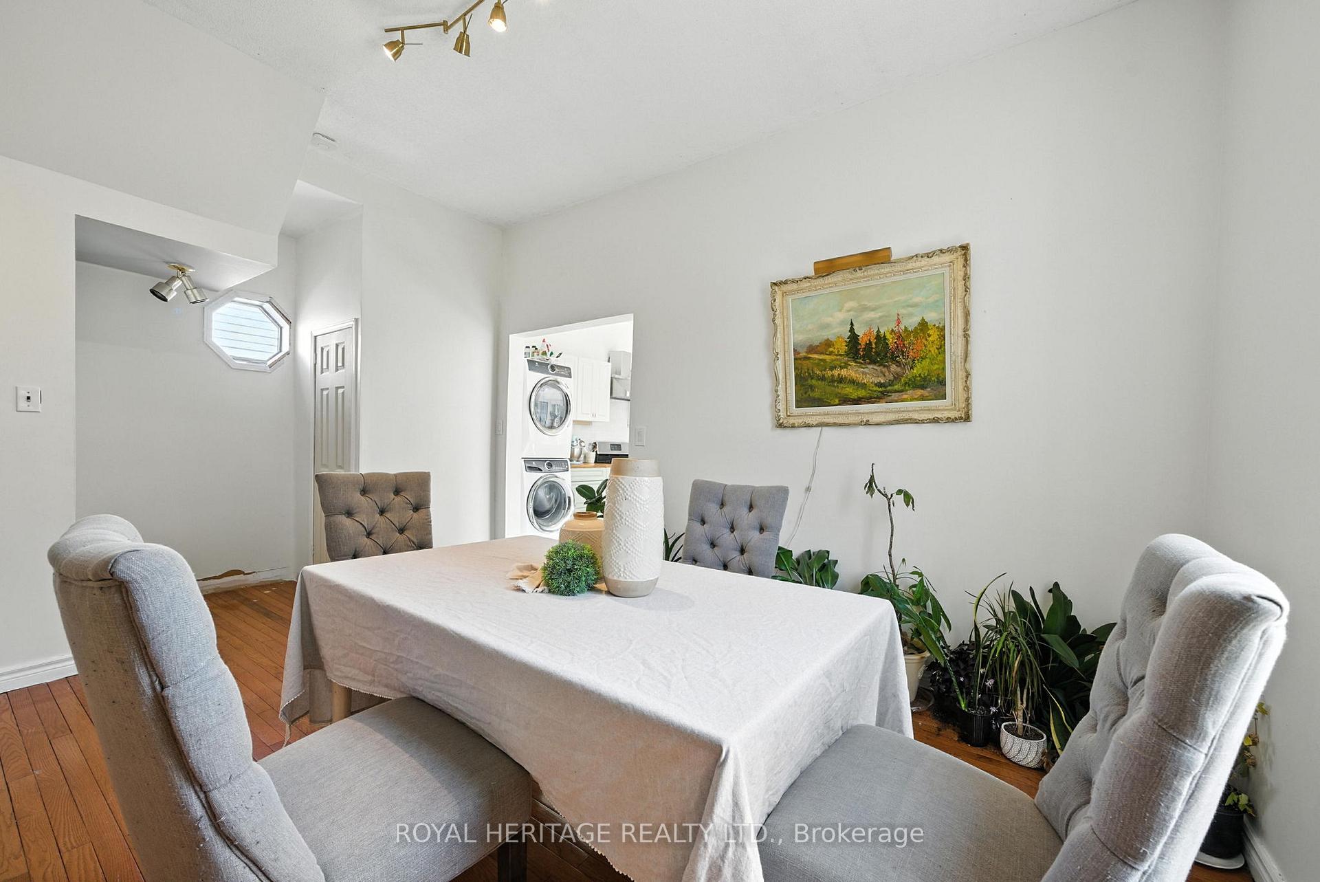 Photo 6 of 584 Donegal Street, Peterborough, Town Ward 3 — HOMEH