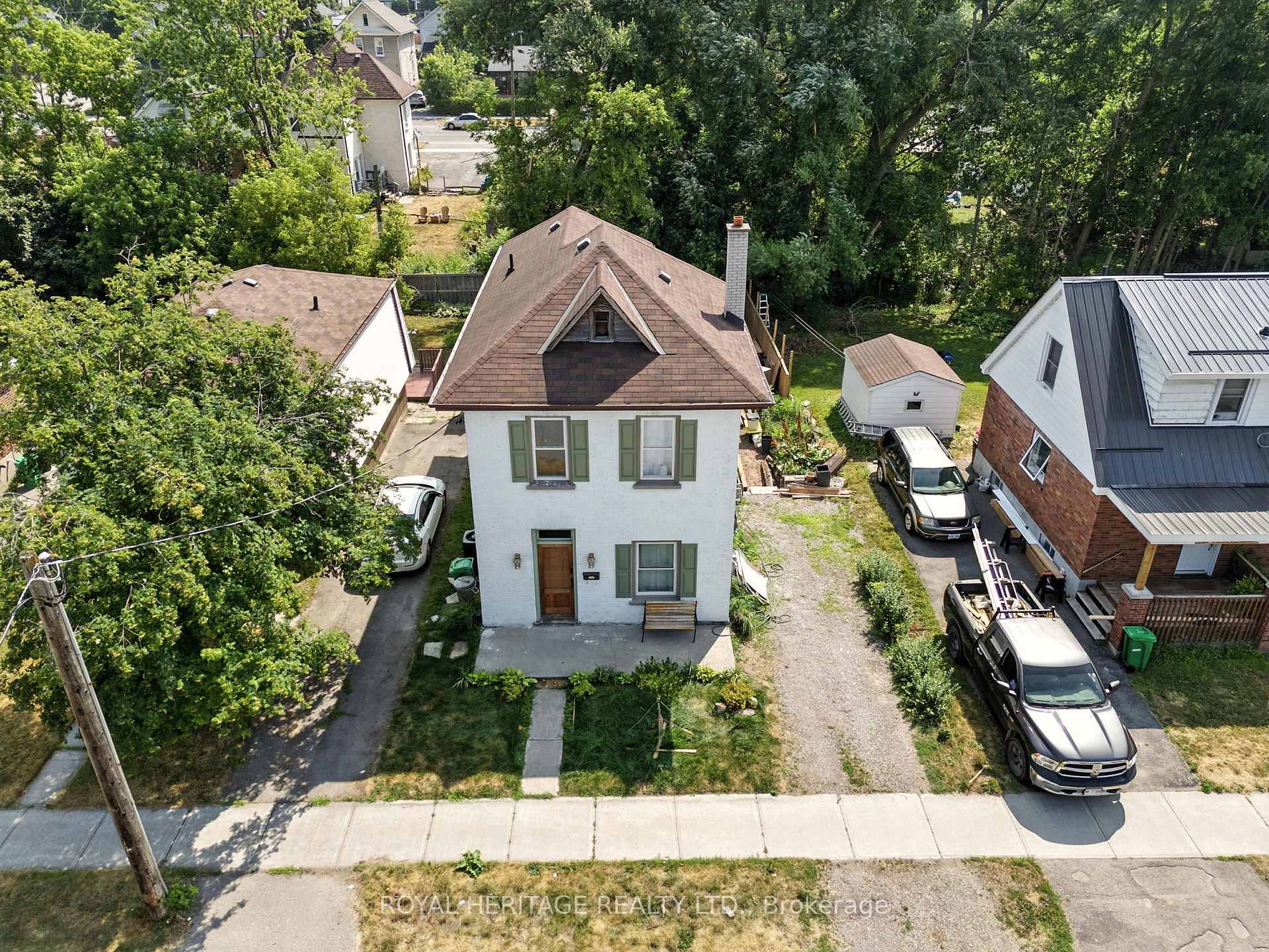 Photo 31 of 584 Donegal Street, Peterborough, Town Ward 3 — HOMEH