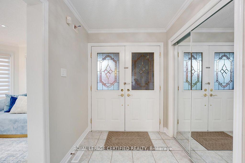 Photo 4 of 111 Letty Avenue, Brampton, Fletcher's West — HOMEH