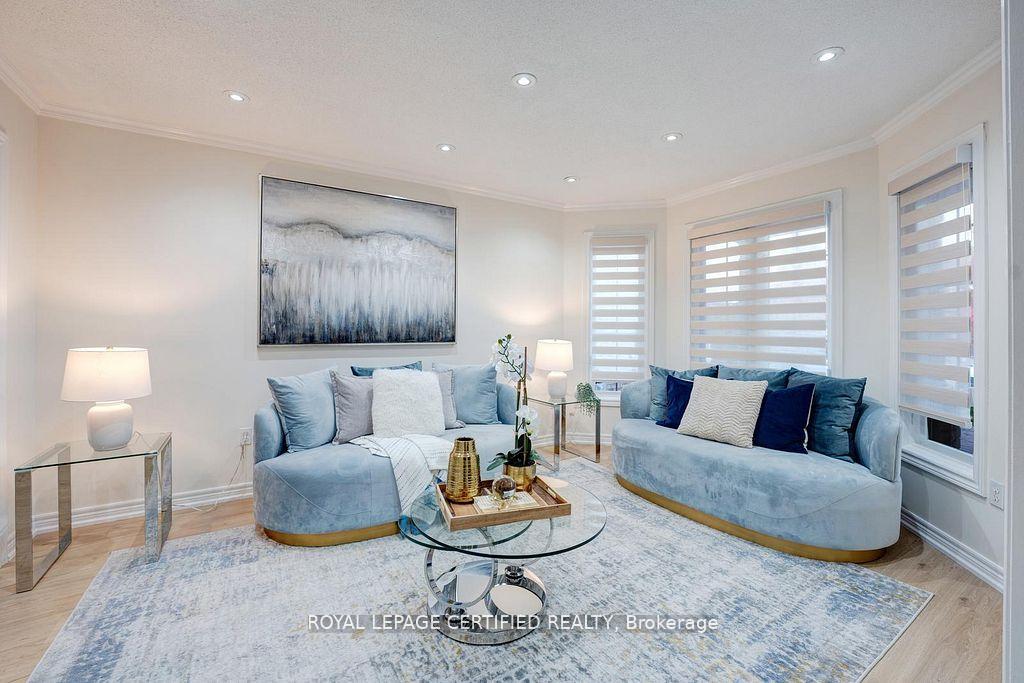 Photo 3 of 111 Letty Avenue, Brampton, Fletcher's West — HOMEH