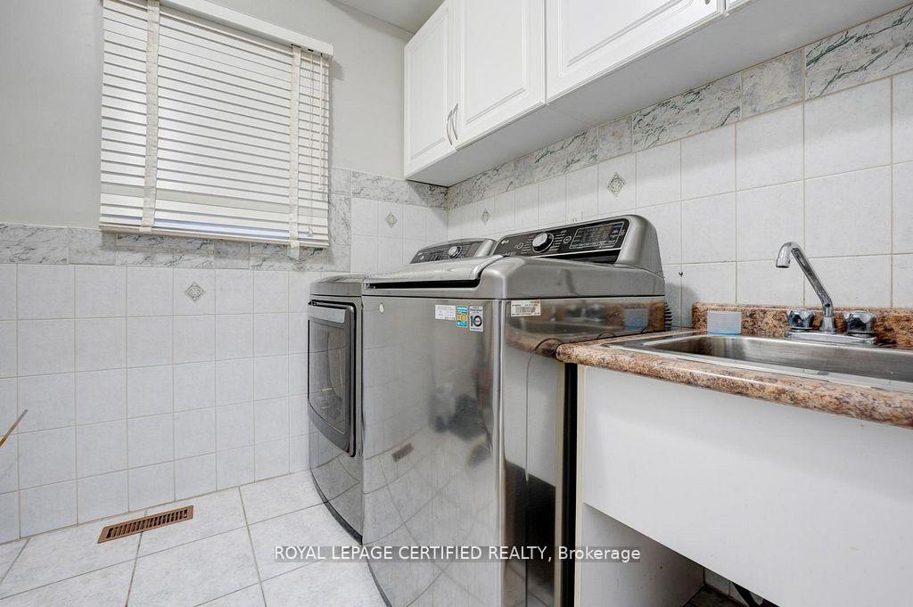 Photo 16 of 111 Letty Avenue, Brampton, Fletcher's West — HOMEH