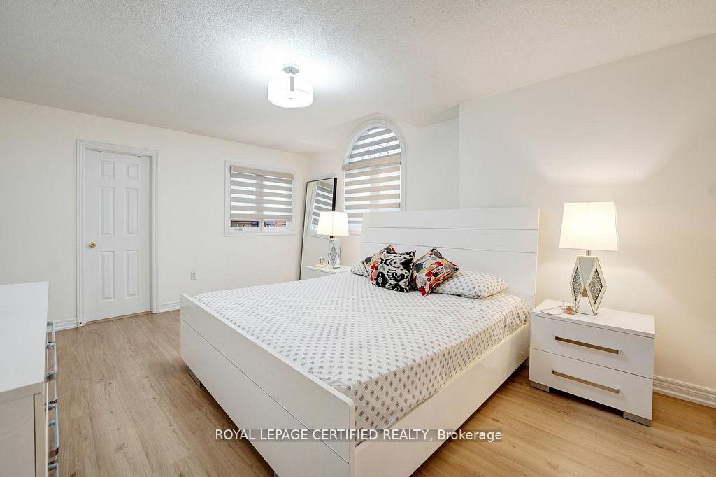 Photo 19 of 111 Letty Avenue, Brampton, Fletcher's West — HOMEH