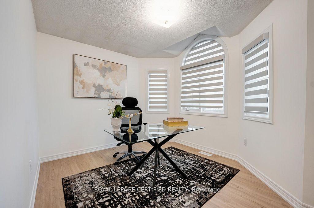Photo 21 of 111 Letty Avenue, Brampton, Fletcher's West — HOMEH