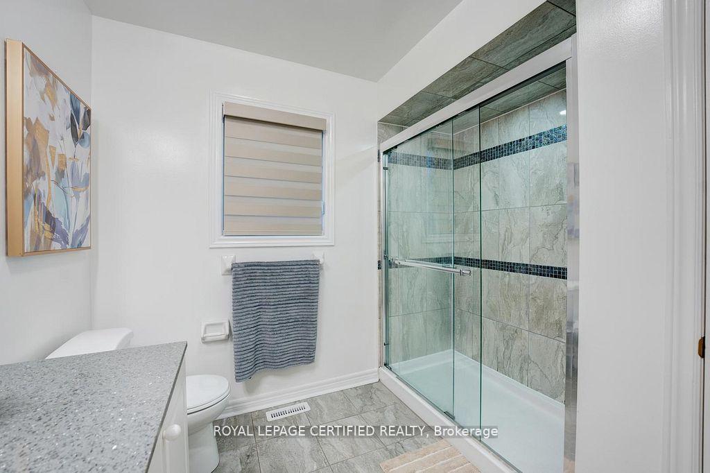 Photo 23 of 111 Letty Avenue, Brampton, Fletcher's West — HOMEH