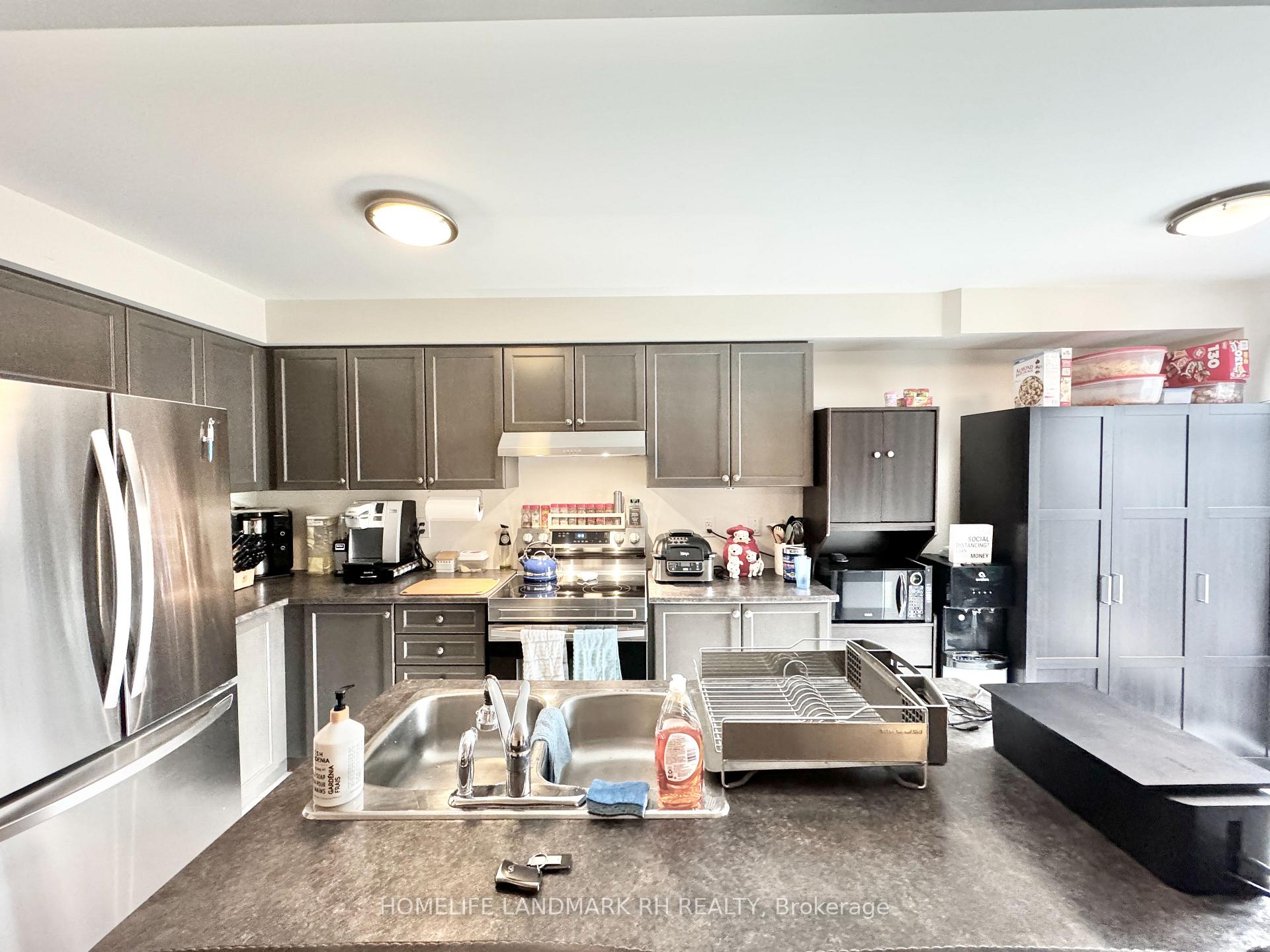 Photo 8 of 25 Harbourside Drive, Whitby, Port Whitby — HOMEH