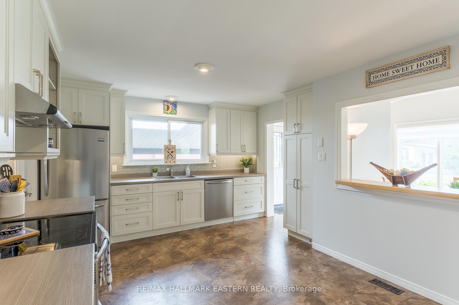 Photo 17 of 1128 Algonquin Boulevard, Peterborough, Northcrest Ward 5 — HOMEH
