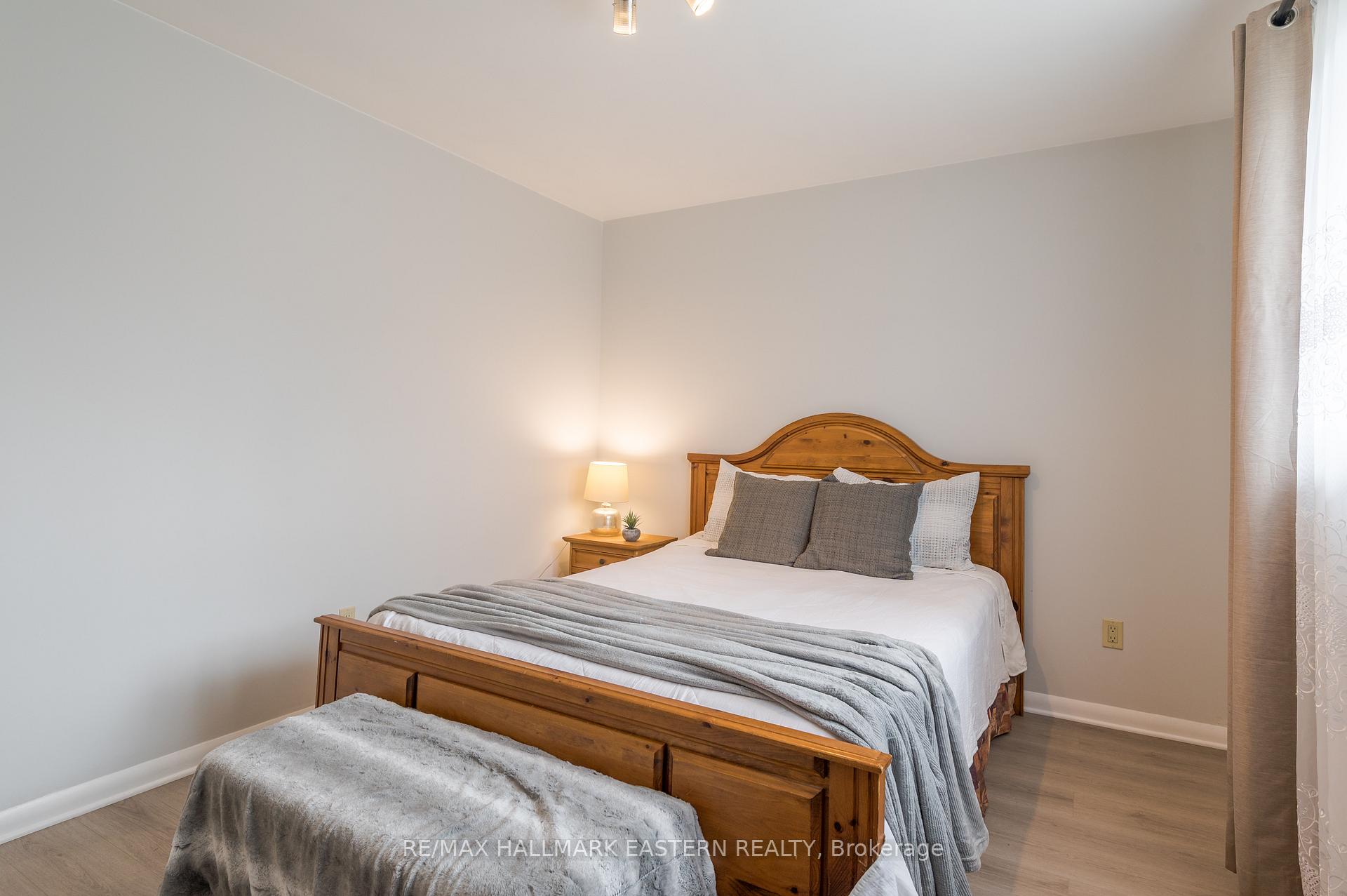 Photo 28 of 1128 Algonquin Boulevard, Peterborough, Northcrest Ward 5 — HOMEH