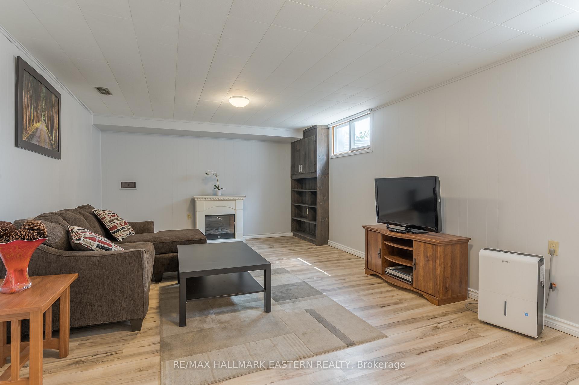Photo 31 of 1128 Algonquin Boulevard, Peterborough, Northcrest Ward 5 — HOMEH
