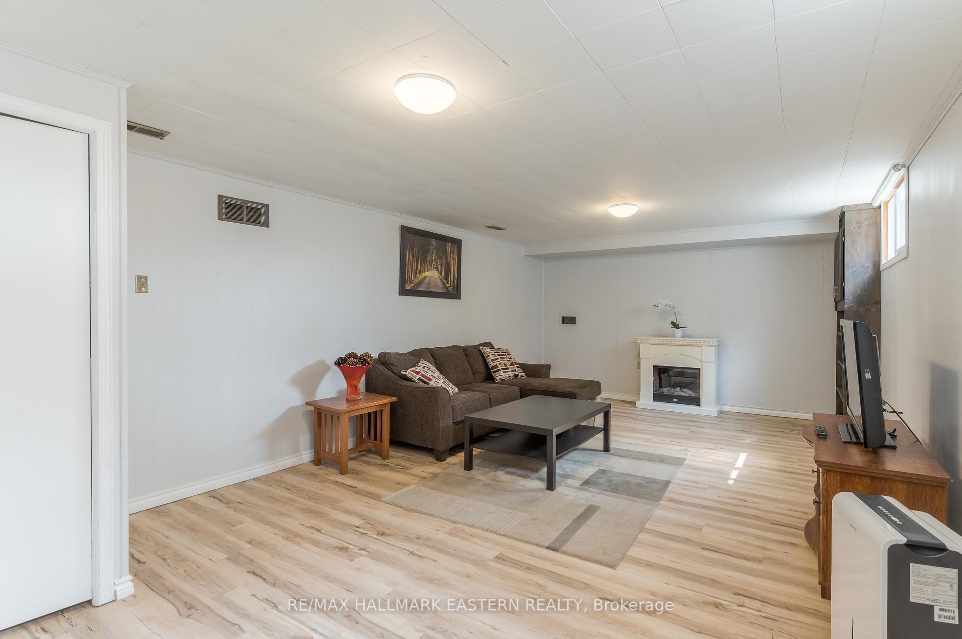 Photo 38 of 1128 Algonquin Boulevard, Peterborough, Northcrest Ward 5 — HOMEH