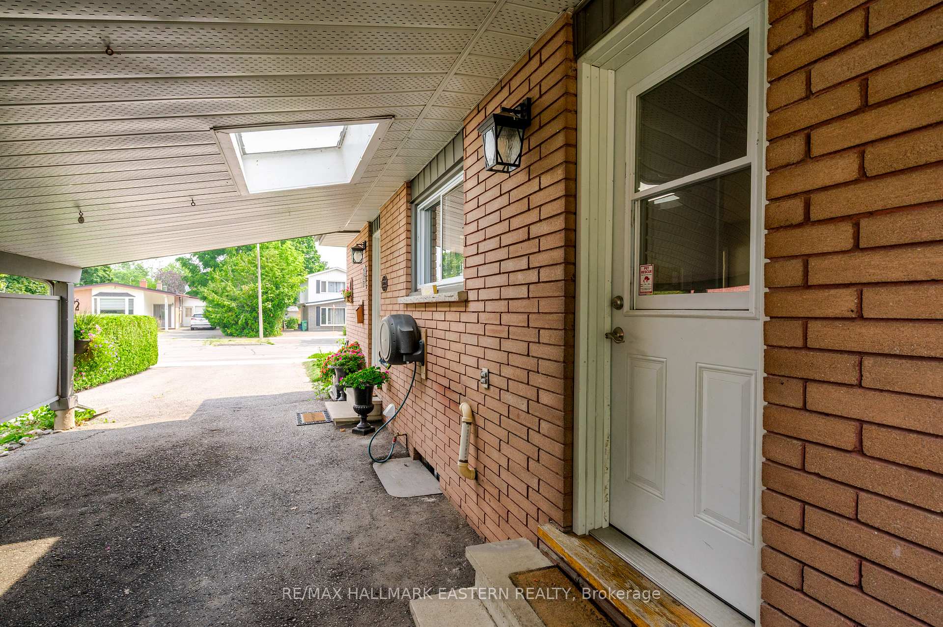 Photo 40 of 1128 Algonquin Boulevard, Peterborough, Northcrest Ward 5 — HOMEH