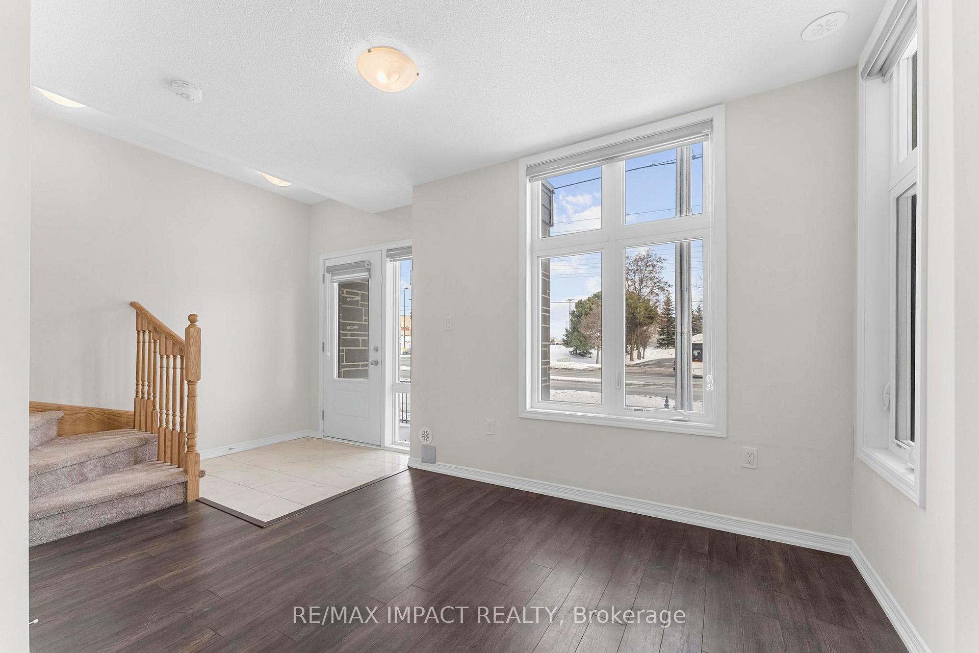 Photo 7 of 1443 Coral Springs Path, Oshawa, Taunton — HOMEH