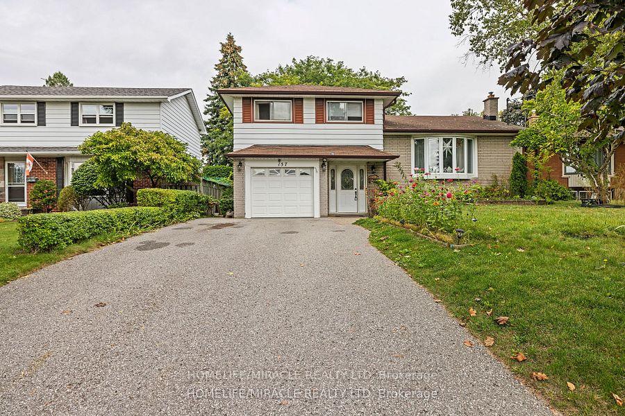 Front of 157 Labrador Drive