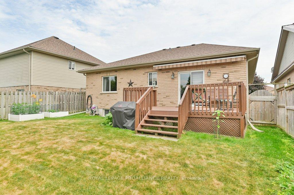 Photo 25 of 77 Gavey Street, Belleville, Thurlow Ward — HOMEH