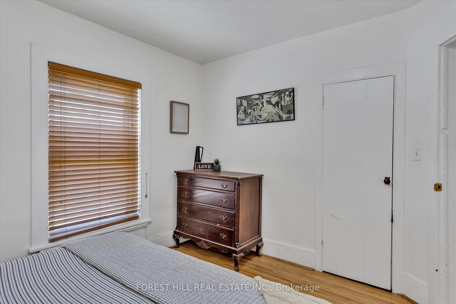 Photo 25 of 466 Cambridge Street, Peterborough, Town Ward 3 — HOMEH