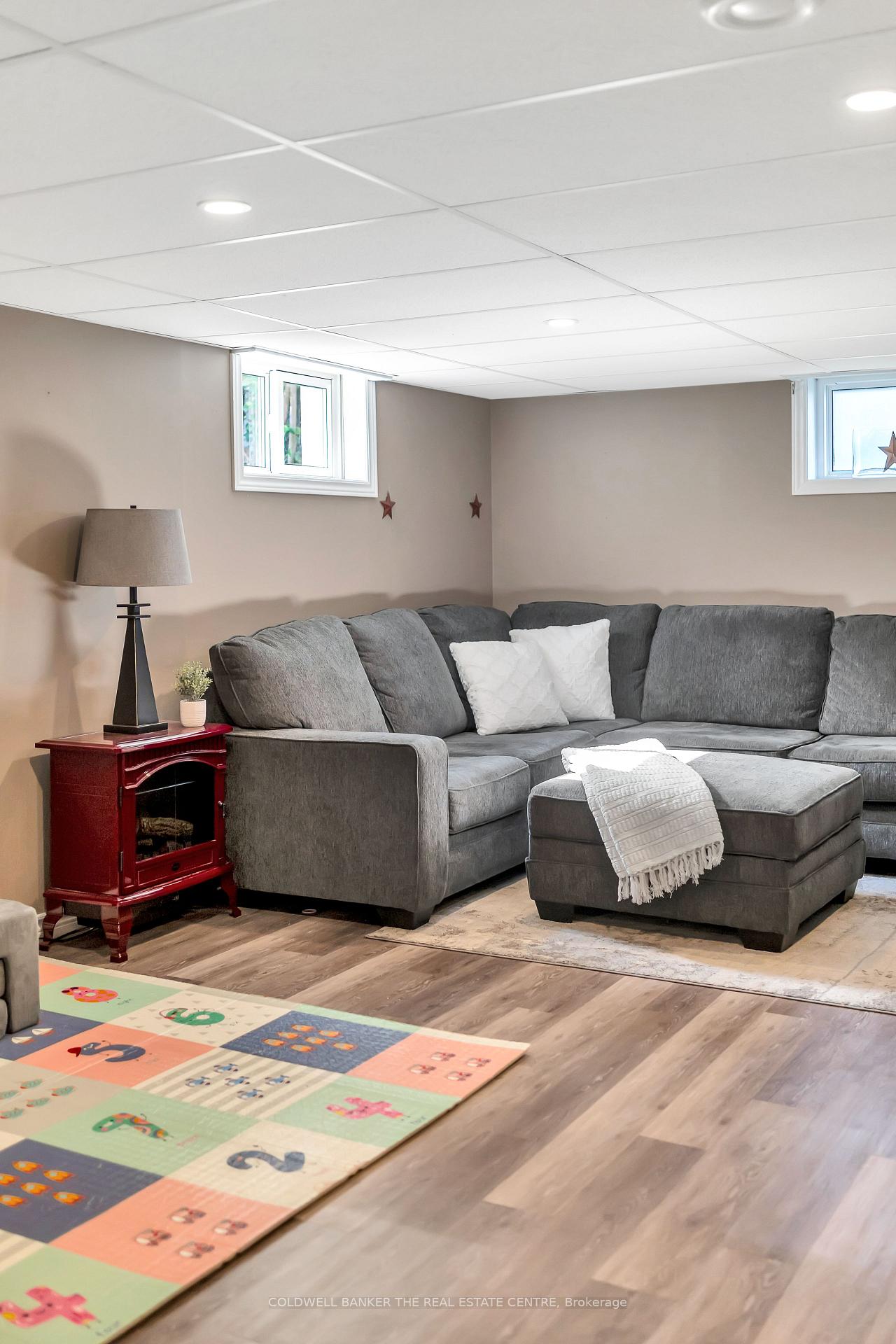 Photo 25 of 619 Park Street S, Peterborough, Otonabee Ward 1 — HOMEH