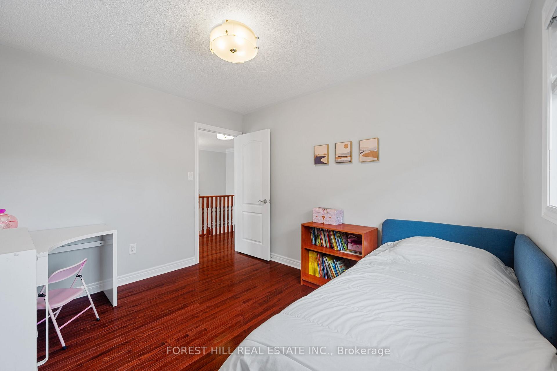 Photo 26 of 34 Regal Pine Court, Vaughan, Maple — HOMEH