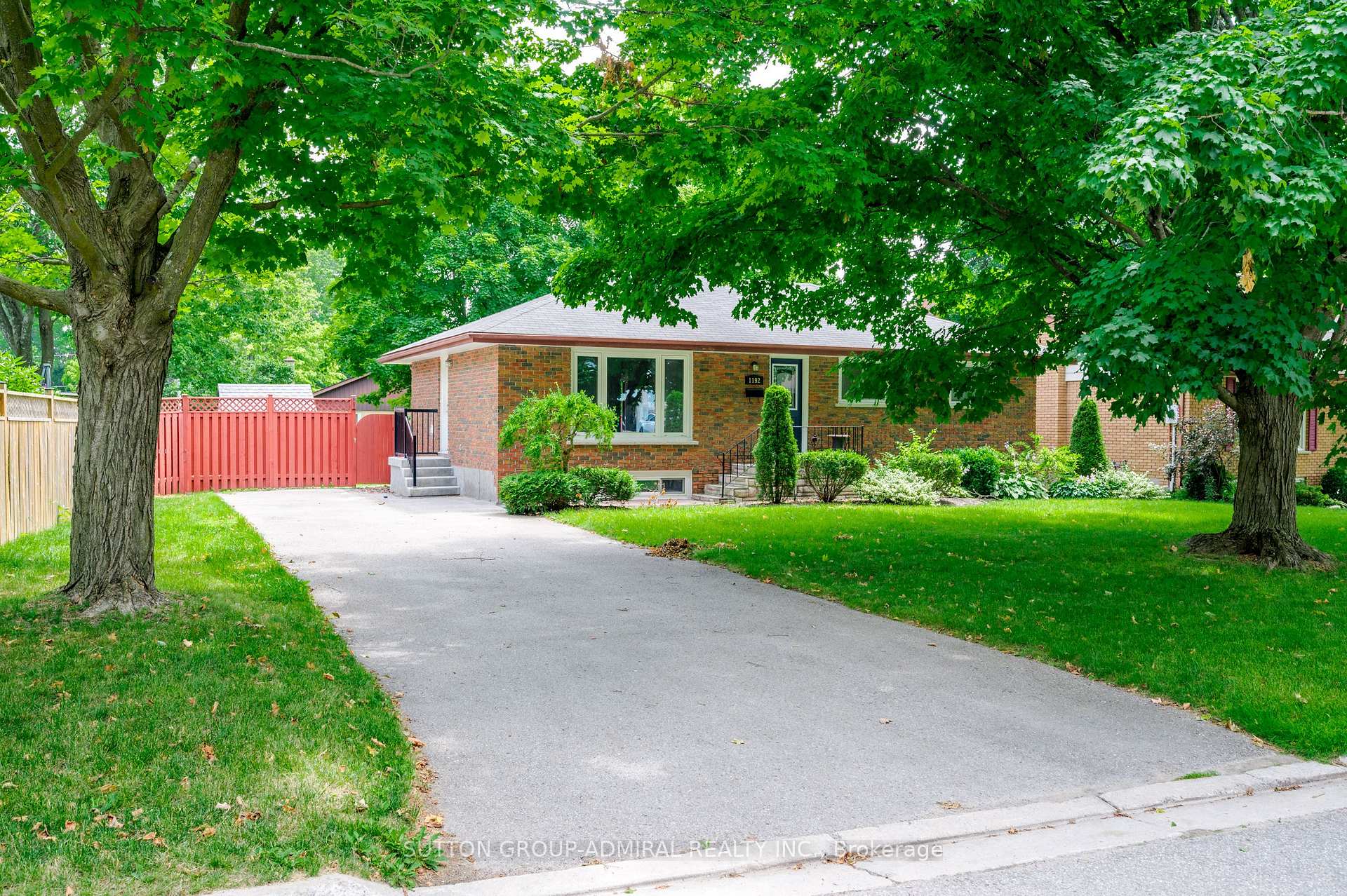 Photo 1 of 1192 Huron Street, Peterborough, Northcrest Ward 5 — HOMEH