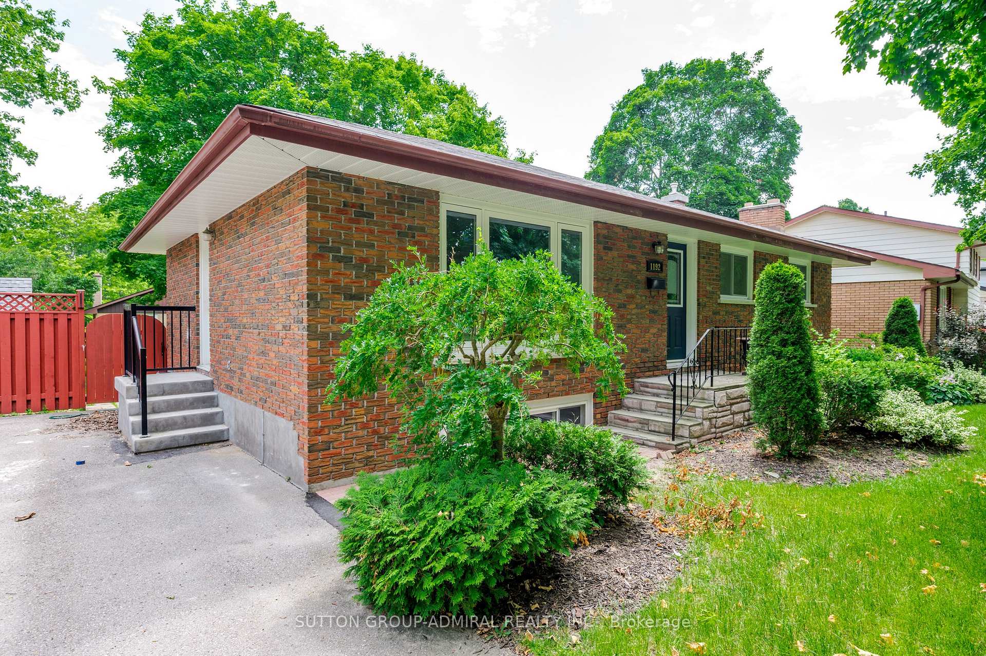 Photo 3 of 1192 Huron Street, Peterborough, Northcrest Ward 5 — HOMEH