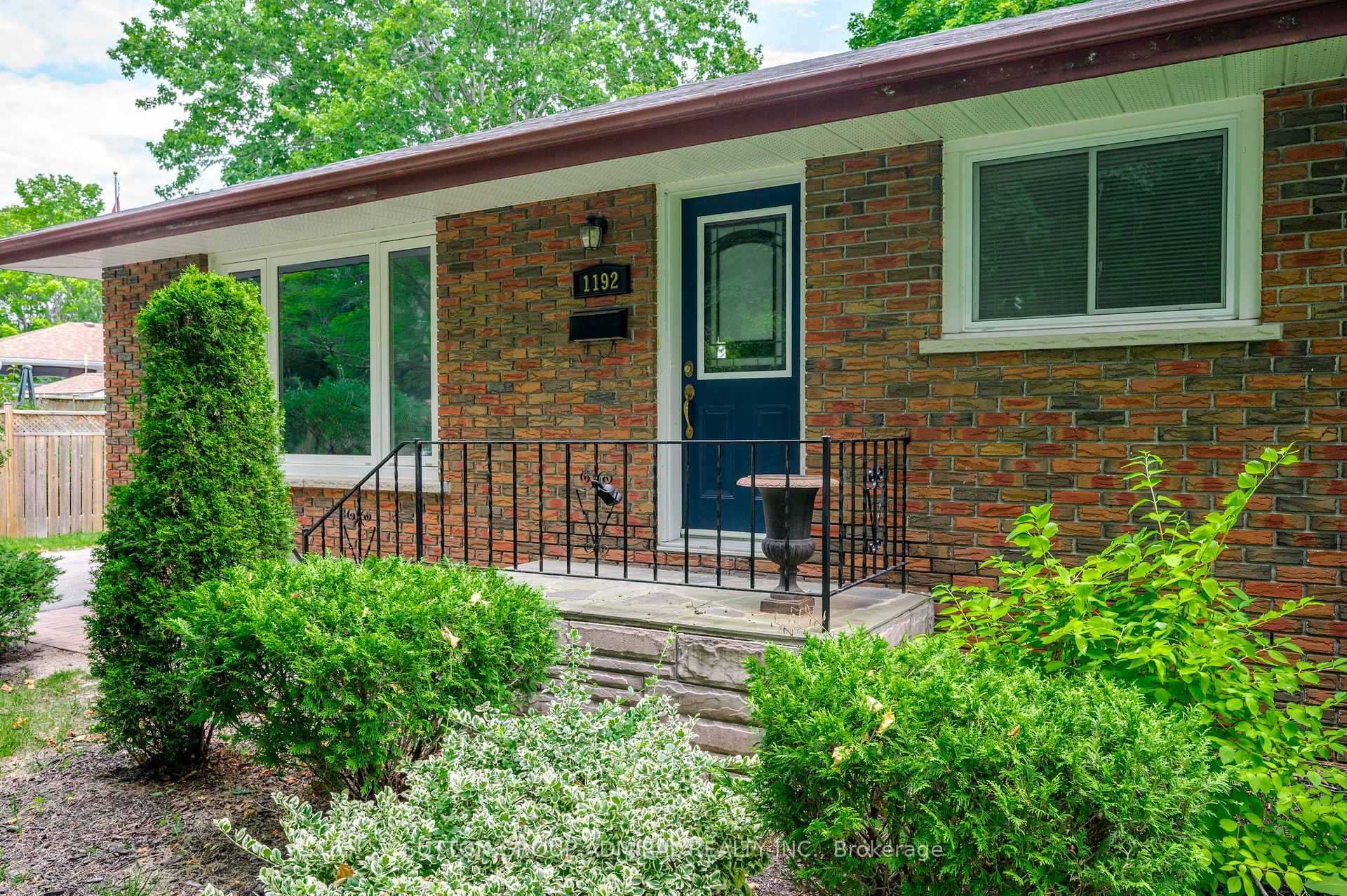 Photo 4 of 1192 Huron Street, Peterborough, Northcrest Ward 5 — HOMEH