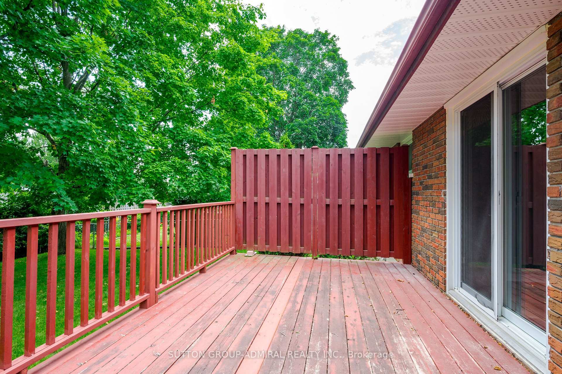 Photo 40 of 1192 Huron Street, Peterborough, Northcrest Ward 5 — HOMEH