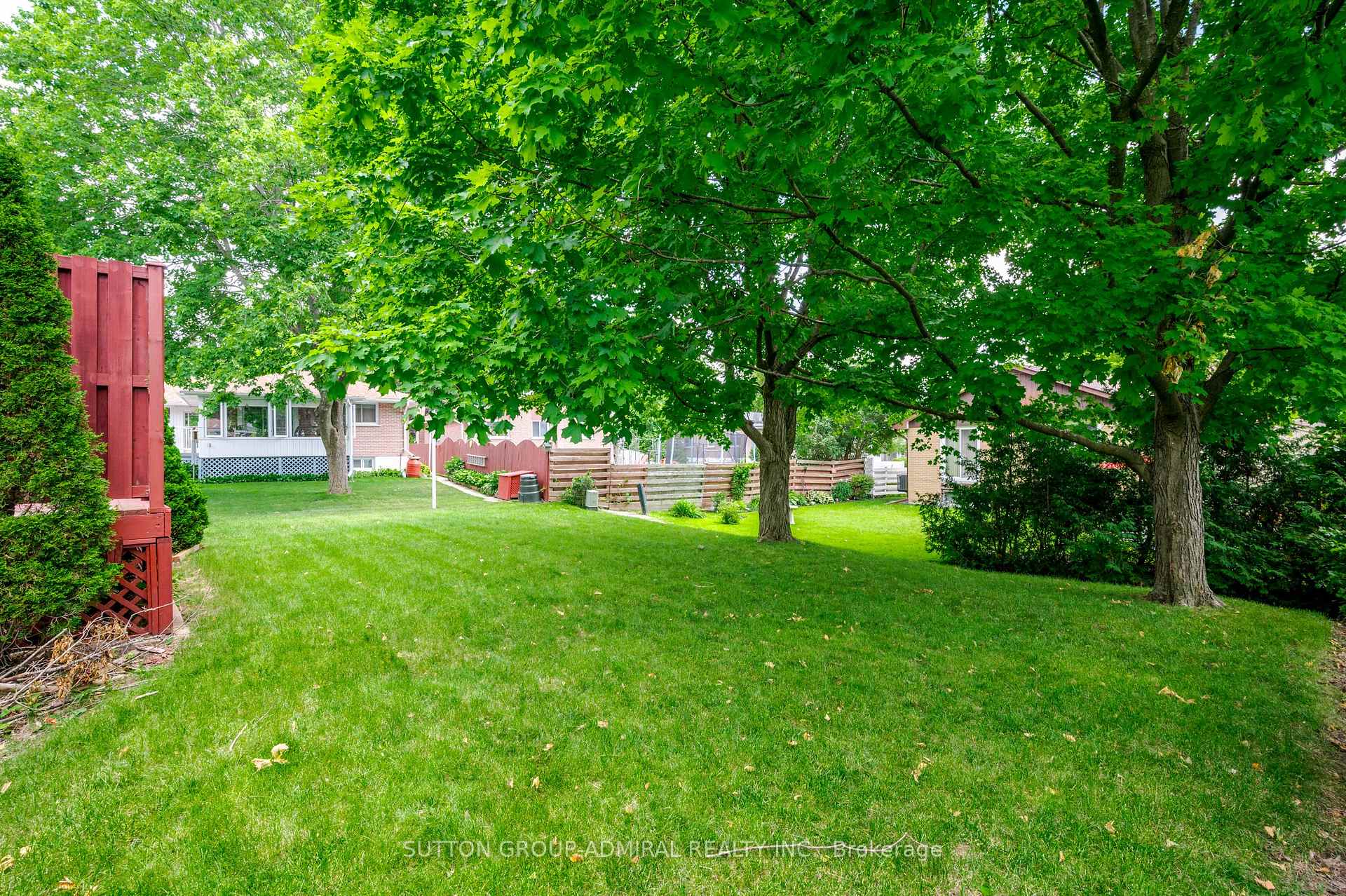 Photo 44 of 1192 Huron Street, Peterborough, Northcrest Ward 5 — HOMEH