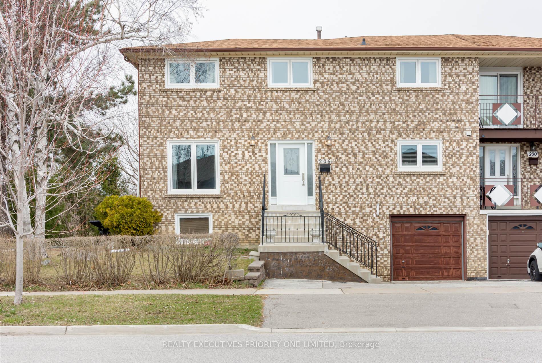Front of 206 Andrew Park