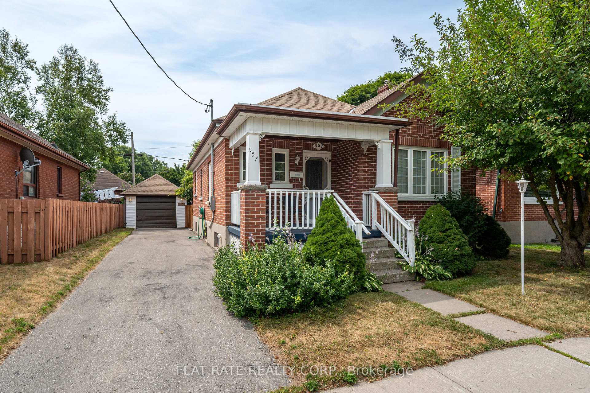 Photo 2 of 557 Douglas Avenue, Peterborough, Town Ward 3 — HOMEH