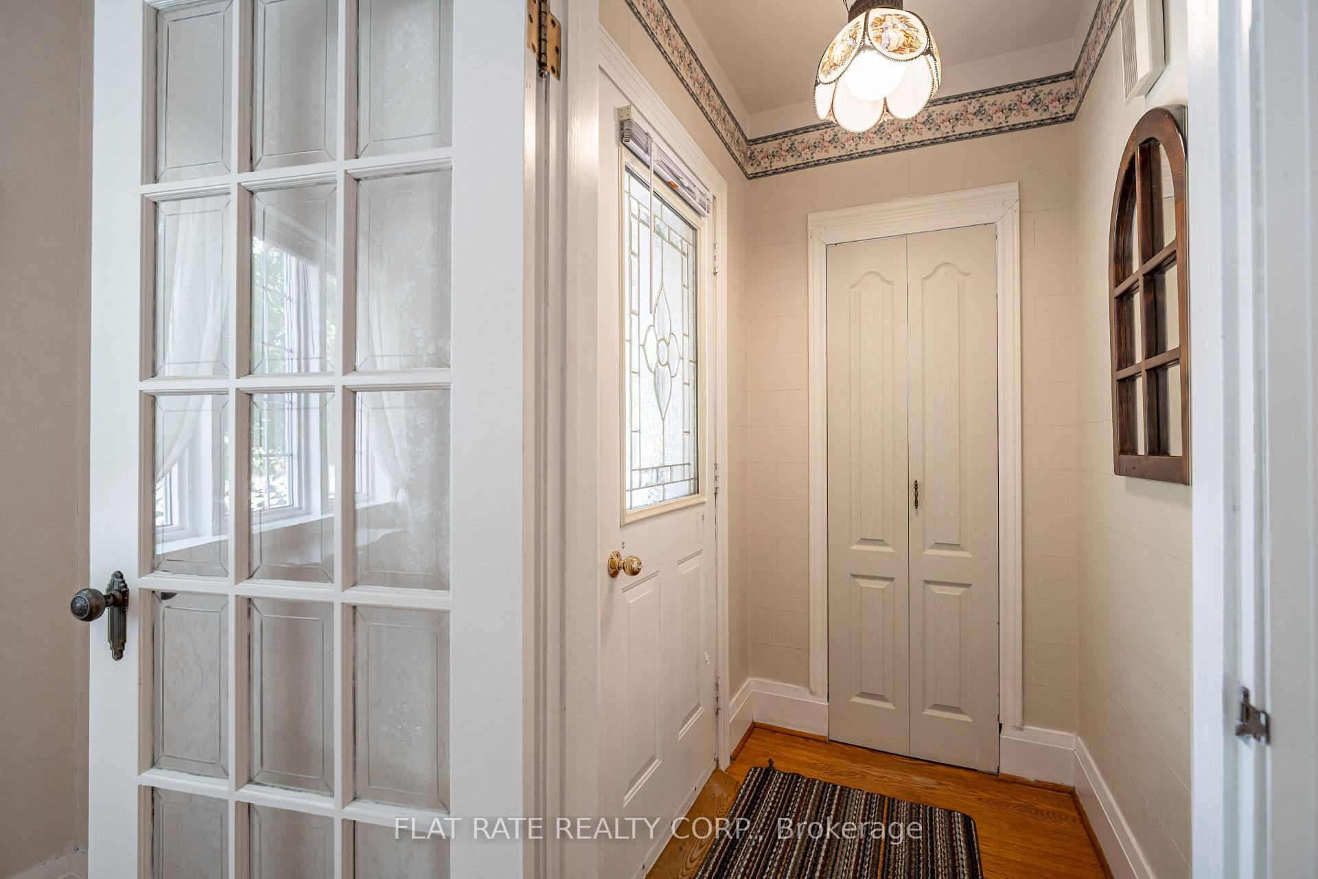 Photo 4 of 557 Douglas Avenue, Peterborough, Town Ward 3 — HOMEH
