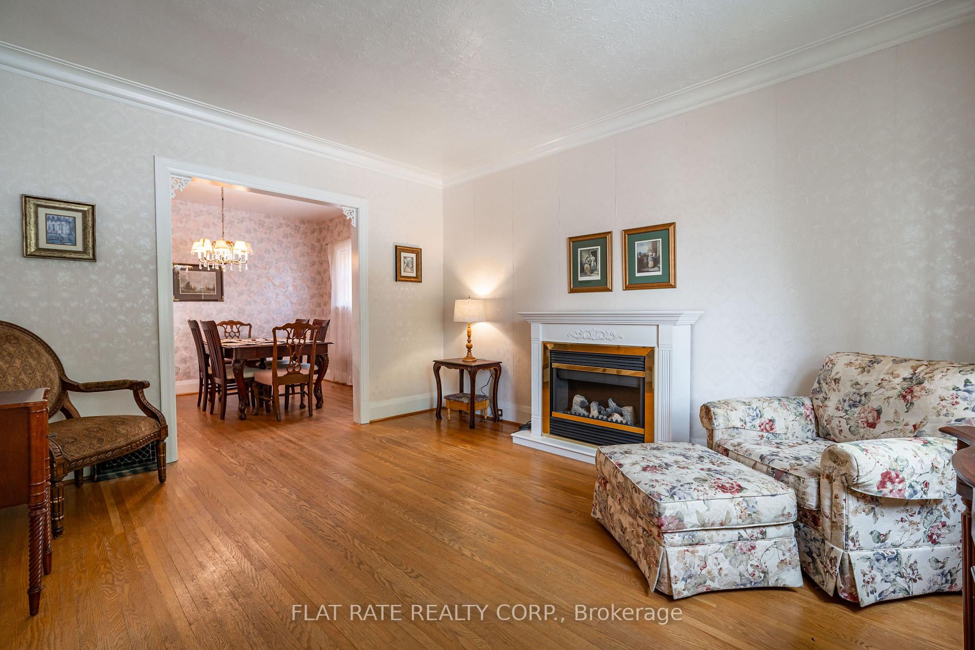 Photo 6 of 557 Douglas Avenue, Peterborough, Town Ward 3 — HOMEH