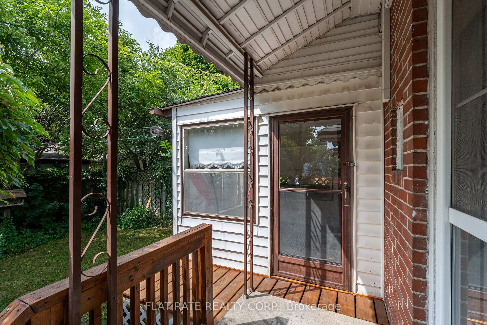 Photo 18 of 557 Douglas Avenue, Peterborough, Town Ward 3 — HOMEH