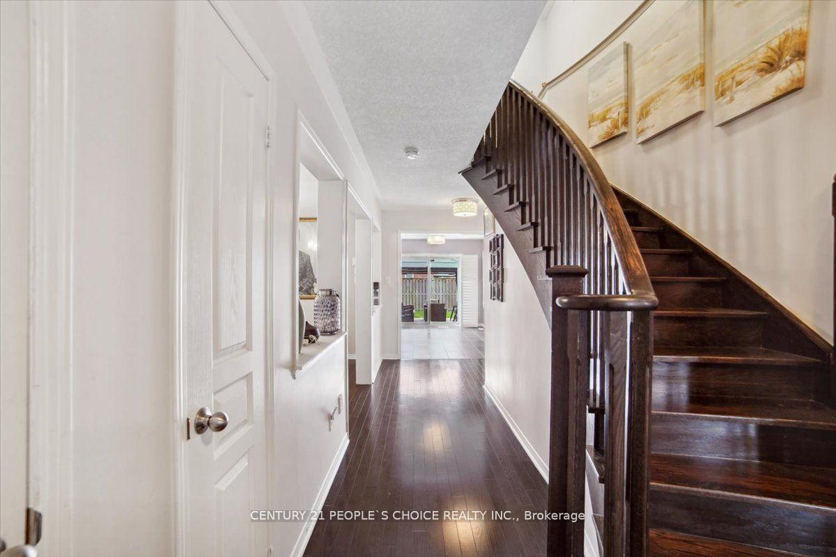 Photo 8 of 1071 Coldstream Drive, Oshawa, Taunton — HOMEH