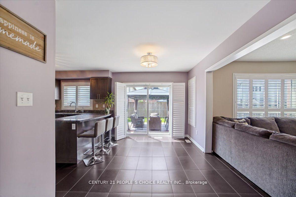 Photo 11 of 1071 Coldstream Drive, Oshawa, Taunton — HOMEH