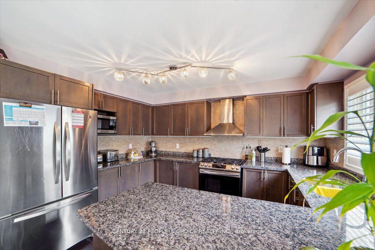 Photo 15 of 1071 Coldstream Drive, Oshawa, Taunton — HOMEH