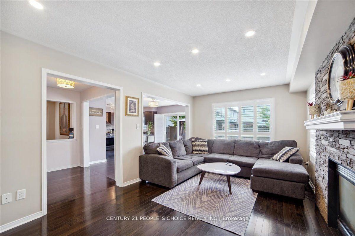 Photo 19 of 1071 Coldstream Drive, Oshawa, Taunton — HOMEH