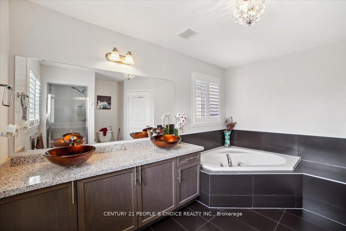 Photo 26 of 1071 Coldstream Drive, Oshawa, Taunton — HOMEH
