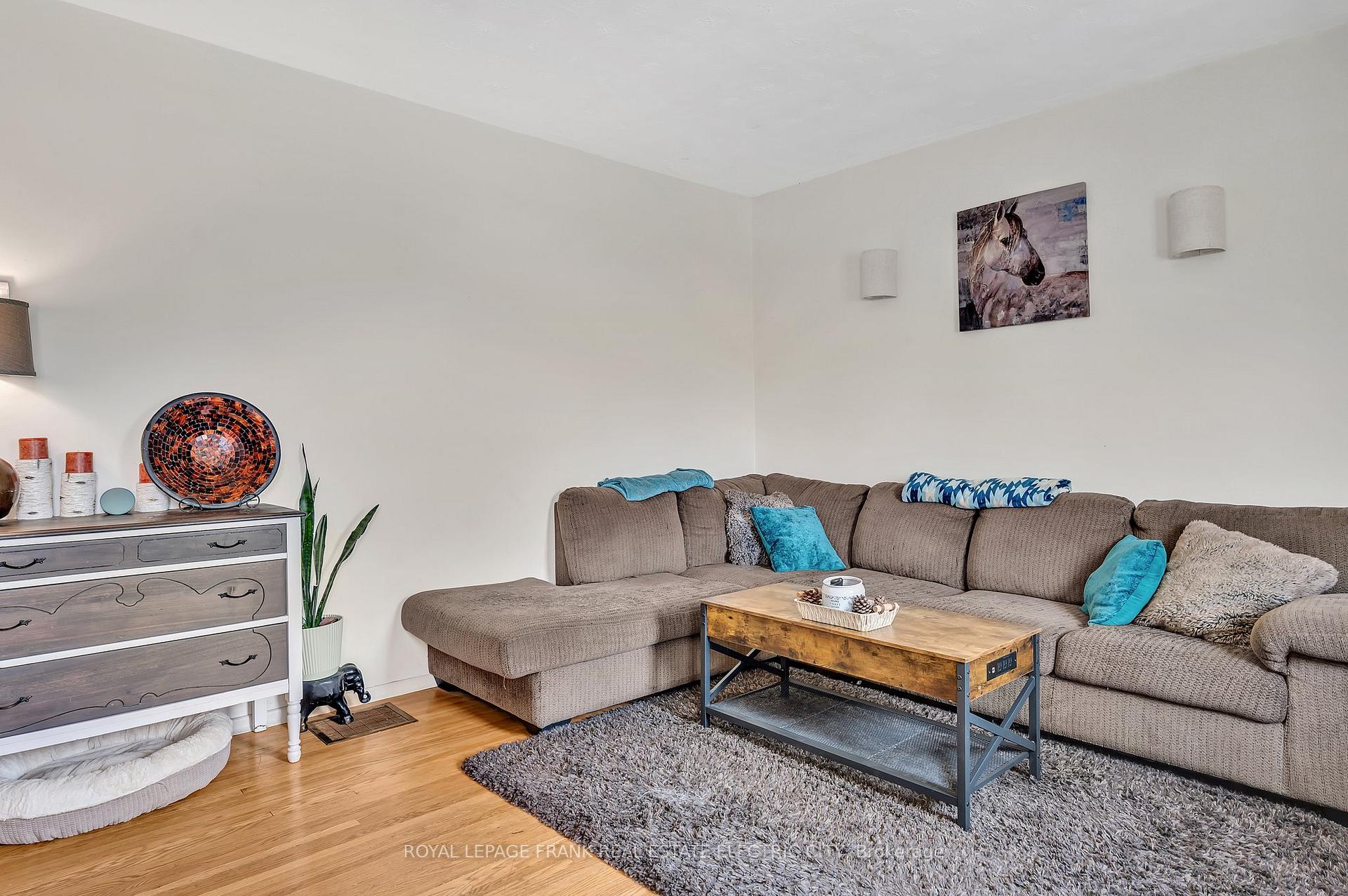Photo 3 of 526 Rogers Street, Peterborough, Ashburnham Ward 4 — HOMEH