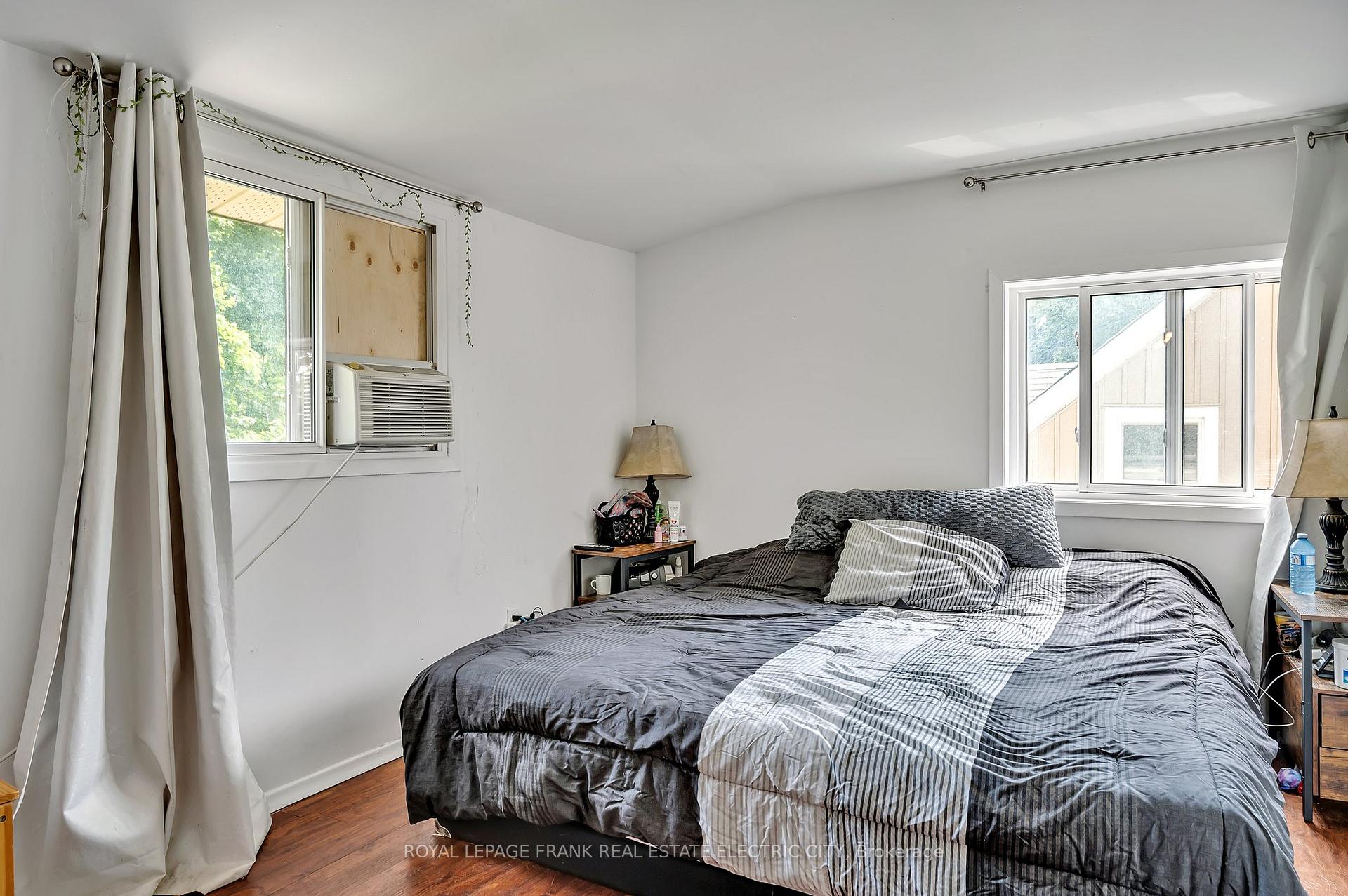 Photo 15 of 526 Rogers Street, Peterborough, Ashburnham Ward 4 — HOMEH