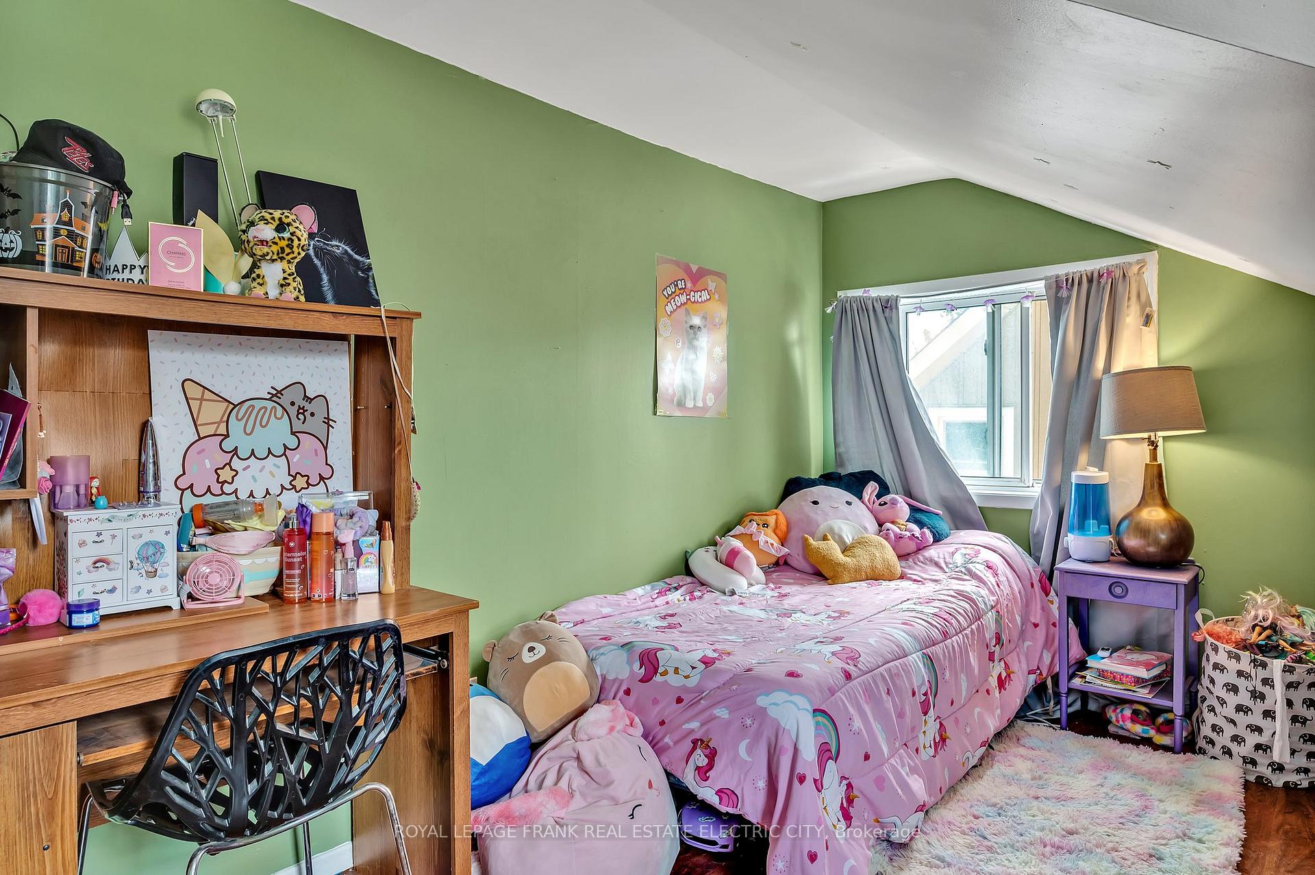 Photo 18 of 526 Rogers Street, Peterborough, Ashburnham Ward 4 — HOMEH