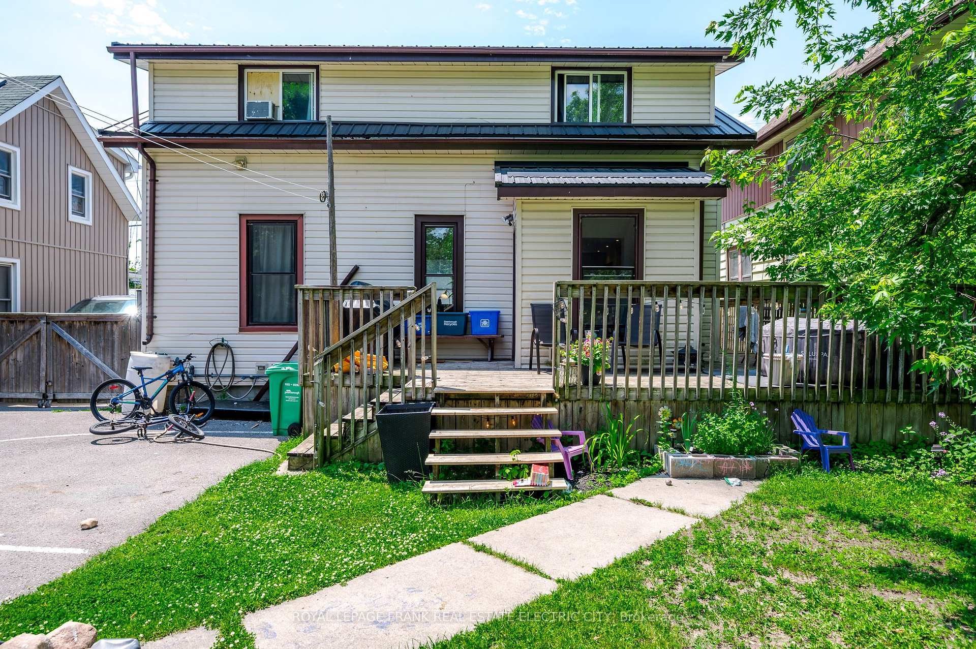 Photo 31 of 526 Rogers Street, Peterborough, Ashburnham Ward 4 — HOMEH