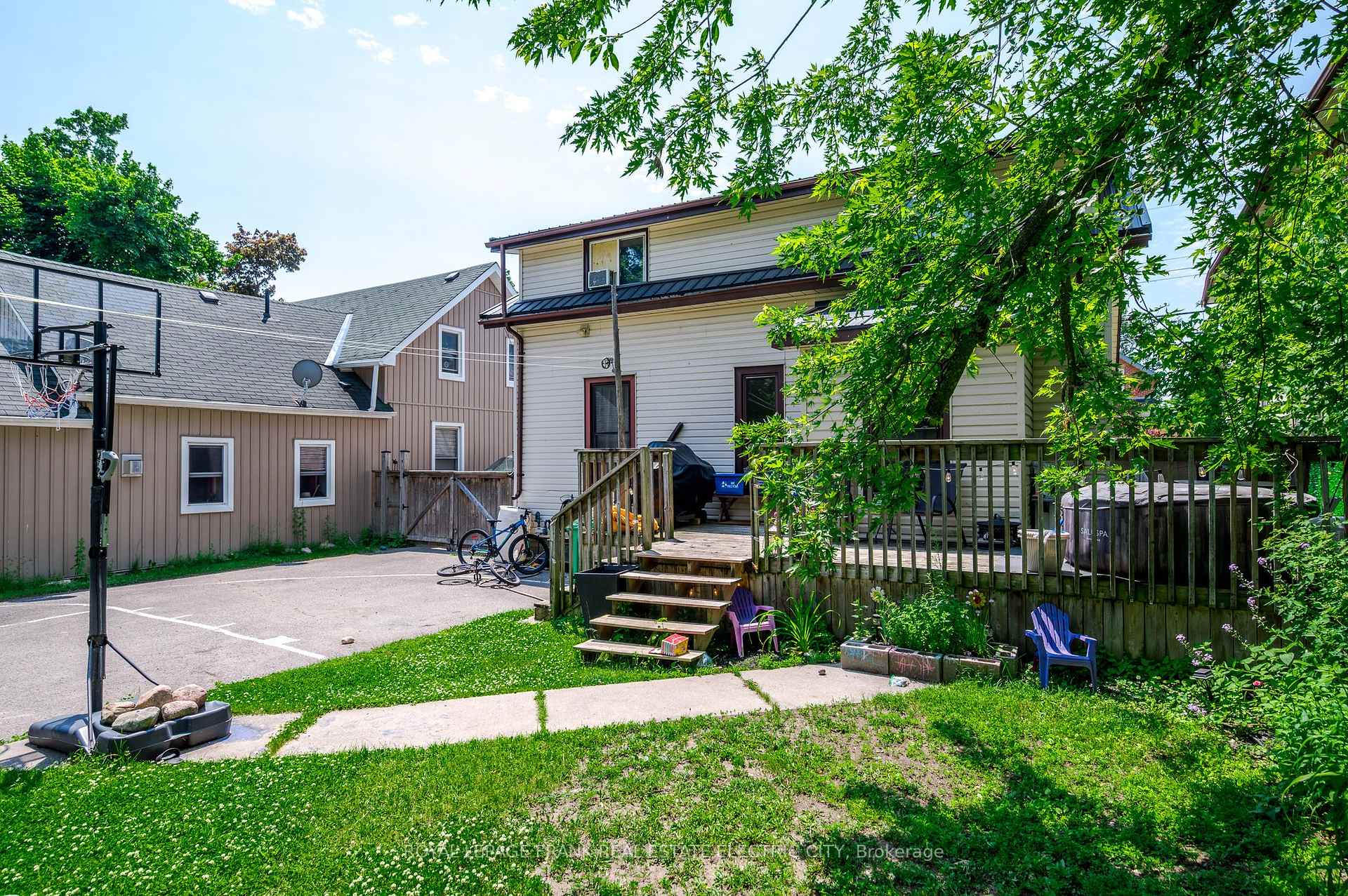 Photo 32 of 526 Rogers Street, Peterborough, Ashburnham Ward 4 — HOMEH
