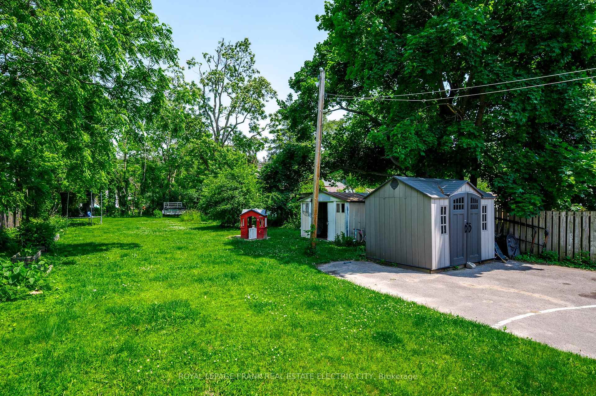 Photo 36 of 526 Rogers Street, Peterborough, Ashburnham Ward 4 — HOMEH
