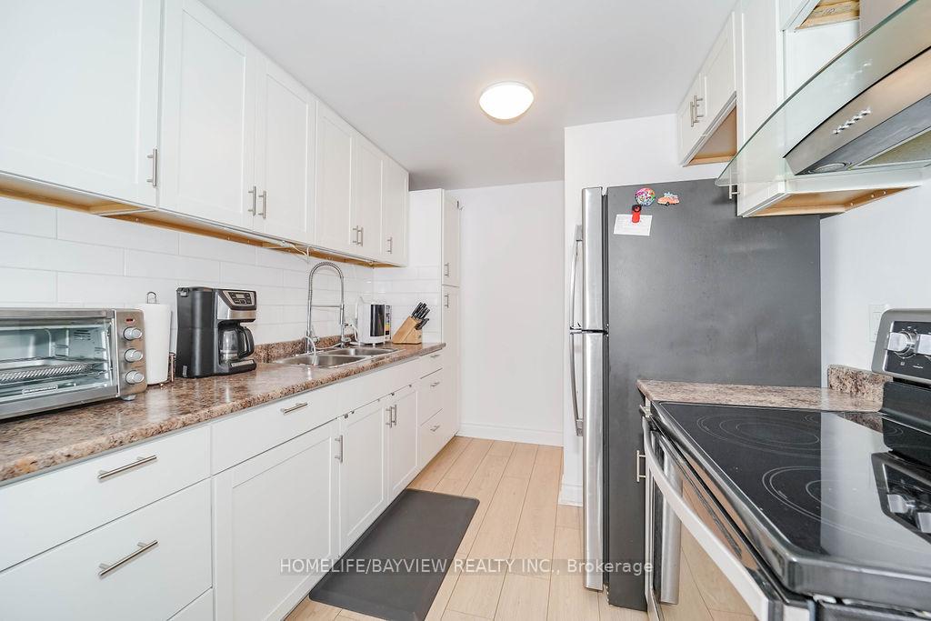 Photo 15 of 718 Grandview Drive, Oshawa, Donevan — HOMEH