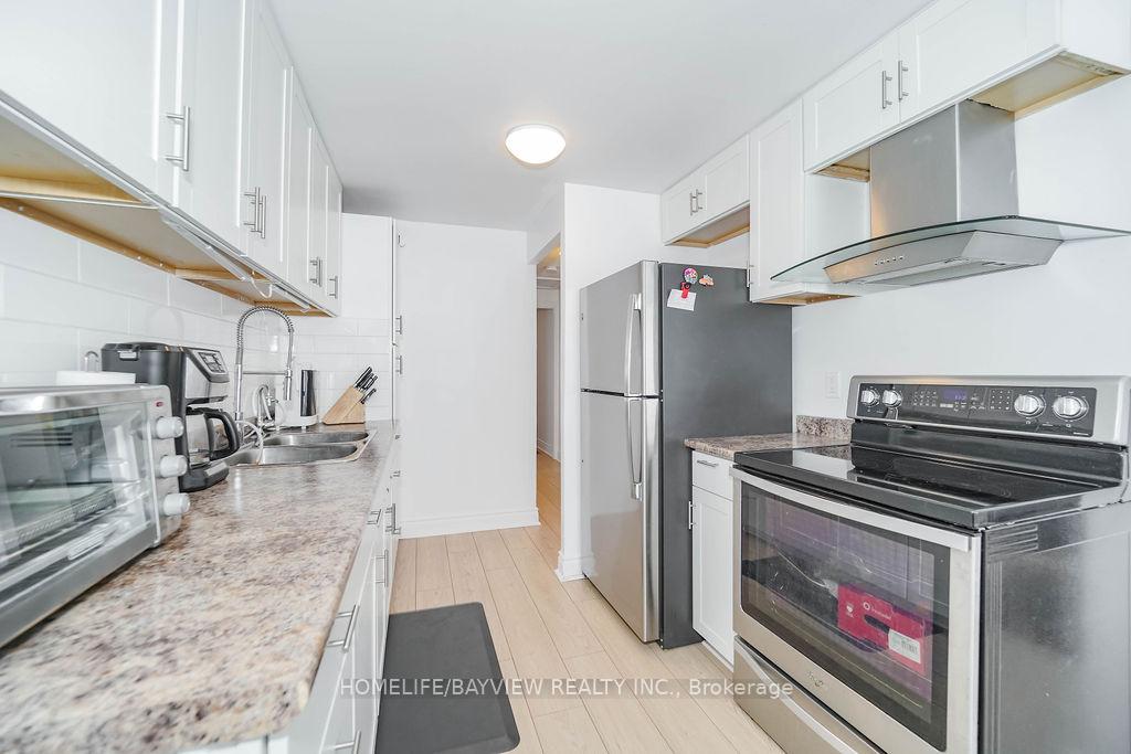 Photo 16 of 718 Grandview Drive, Oshawa, Donevan — HOMEH