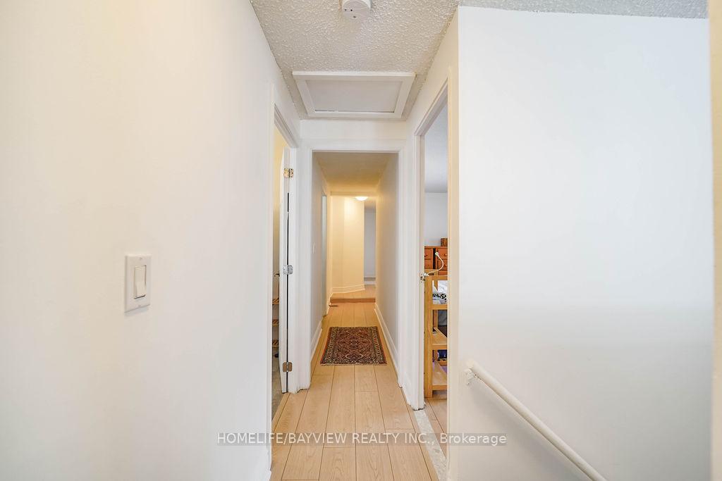 Photo 17 of 718 Grandview Drive, Oshawa, Donevan — HOMEH