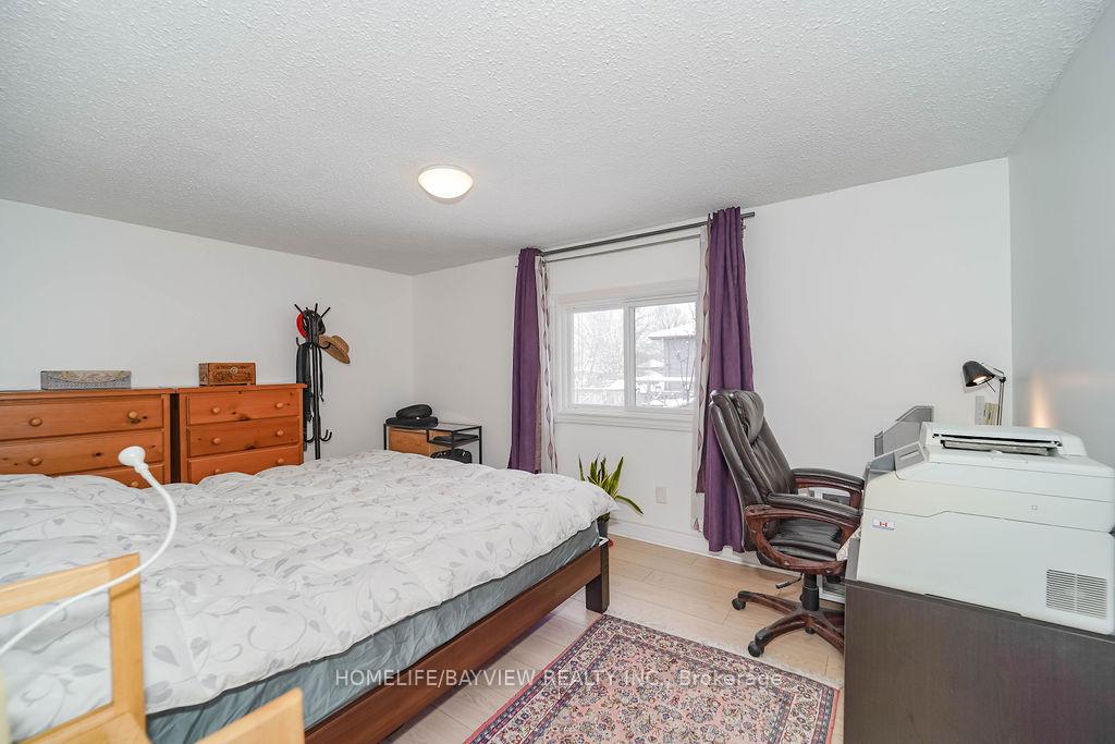 Photo 19 of 718 Grandview Drive, Oshawa, Donevan — HOMEH