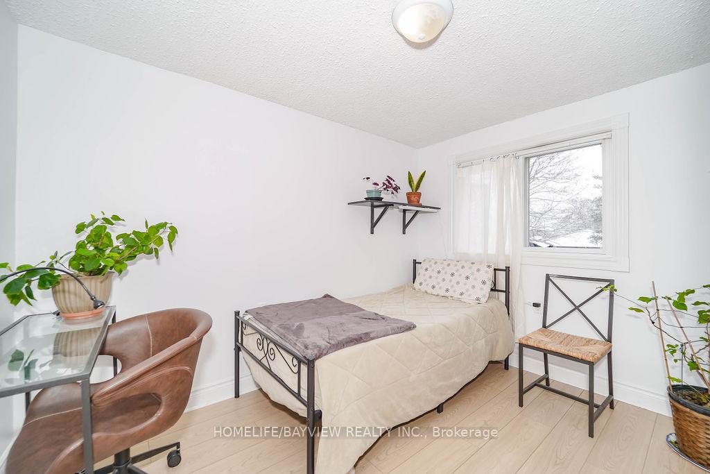 Photo 24 of 718 Grandview Drive, Oshawa, Donevan — HOMEH