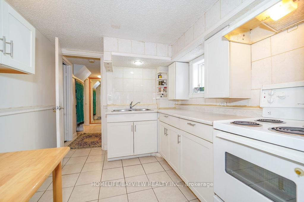 Photo 34 of 718 Grandview Drive, Oshawa, Donevan — HOMEH