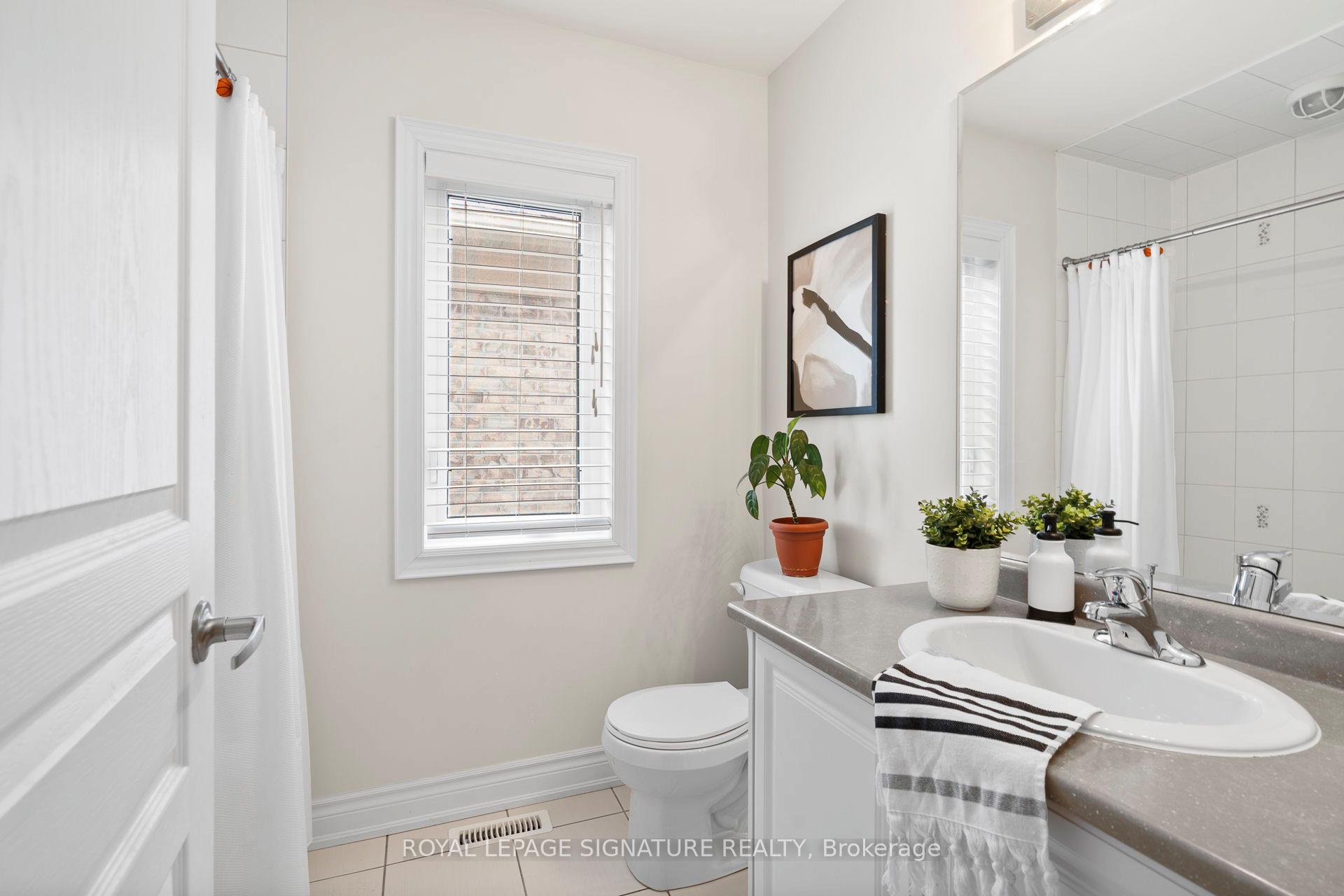 Photo 33 of 103 Ironside Drive, Vaughan, Vellore Village — HOMEH