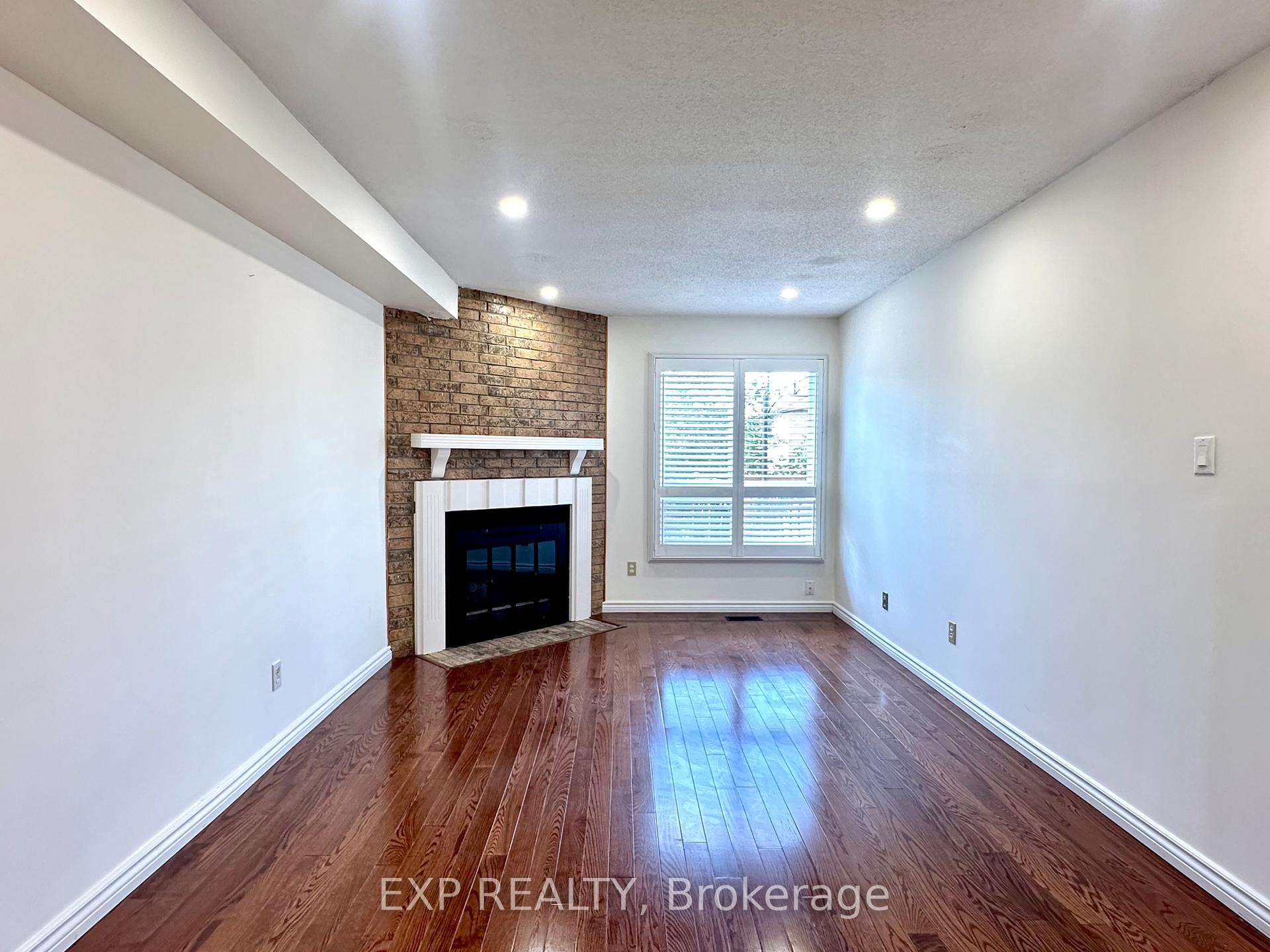 Photo 6 of 16 Sullivan Drive, Ajax, Central — HOMEH
